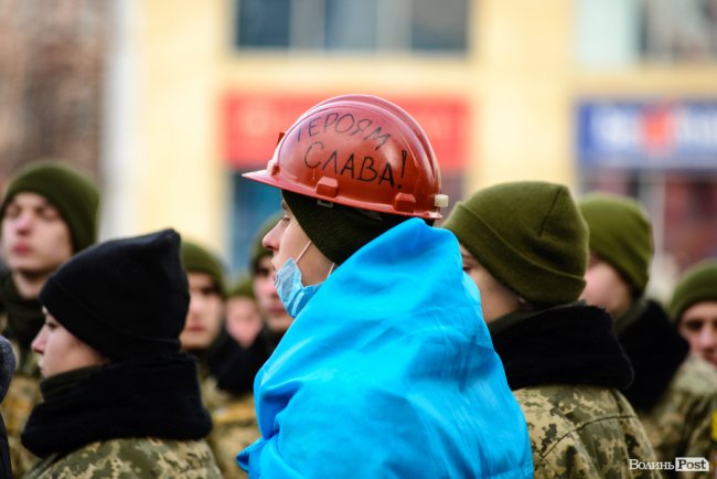 Небесний Легіон спостерігає за нами: у Луцьку вшанували пам'ять Героїв Майдану. ФОТОРЕПОРТАЖ