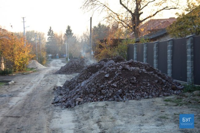 У місті на Волині – конфлікт через ремонт дороги. ФОТО. ВІДЕО