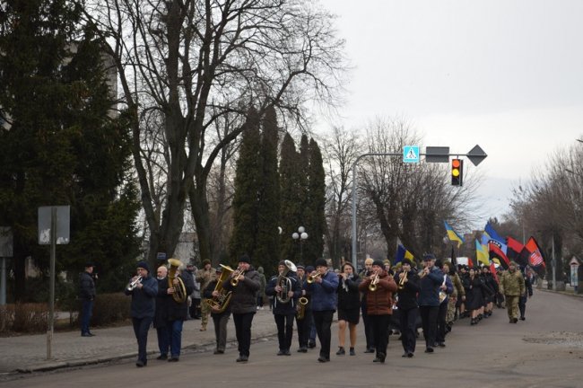 На Волині добровольців вшанували маршем патріотів. ФОТО