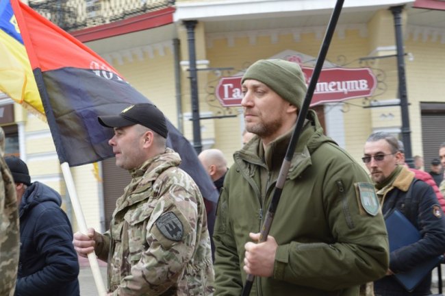 На Волині добровольців вшанували маршем патріотів. ФОТО