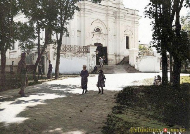 Луцьк в кольорах: показали світлини міста у 1910 році