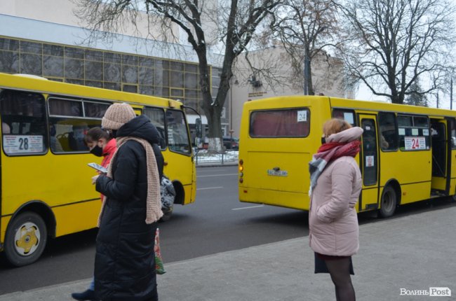 Е-квиток у Луцьку: у громадському транспорті систематично ловитимуть «зайців». ФОТО