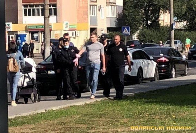 У Луцьку обвинувачений втік із зали суду. ФОТО