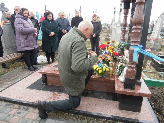 На Волині відзначили річницю загибелі захисника України. ФОТО