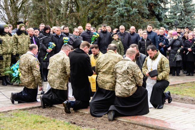 Небесний Легіон спостерігає за нами: у Луцьку вшанували пам'ять Героїв Майдану. ФОТОРЕПОРТАЖ