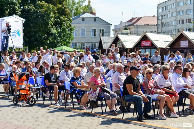 Яким був День Незалежності у Луцьку. ФОТОРЕПОРТАЖ