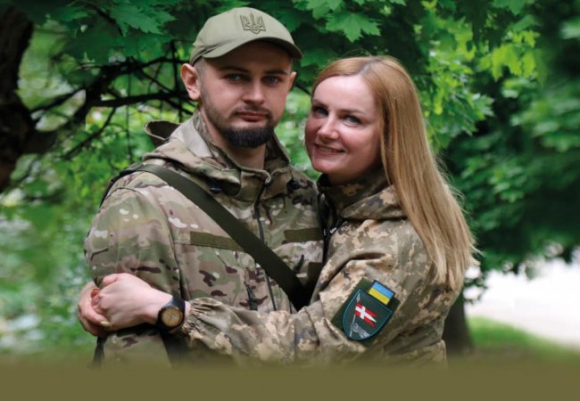 Mother and son serve as junior sergeants in the Volyn brigade.  PHOTO