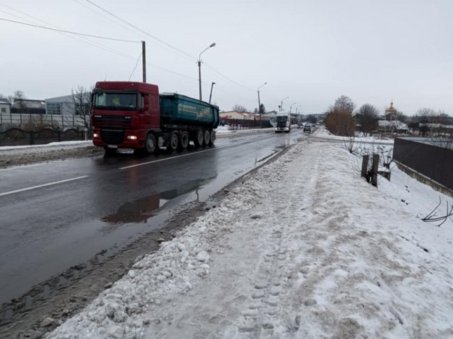 На Волині у аварії зіткнулись дві вантажівки. ФОТО