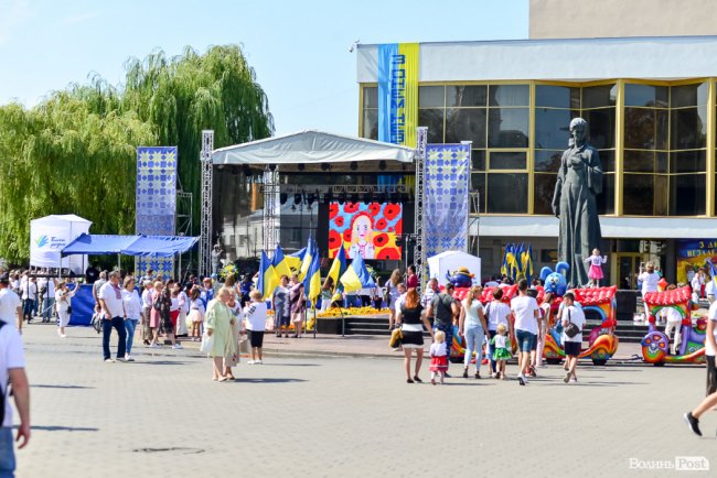 Яким був День Незалежності у Луцьку. ФОТОРЕПОРТАЖ