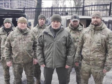 «В окопах вночі – до мінус 20 градусів», – «Українська команда» передала тисячу наборів для обігріву 3-ій штурмовій бригаді