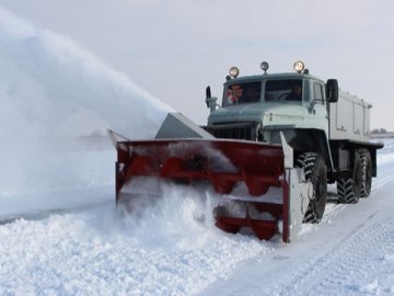 Чому у Луцьку нерозчищені дороги: озвучили причину проблеми