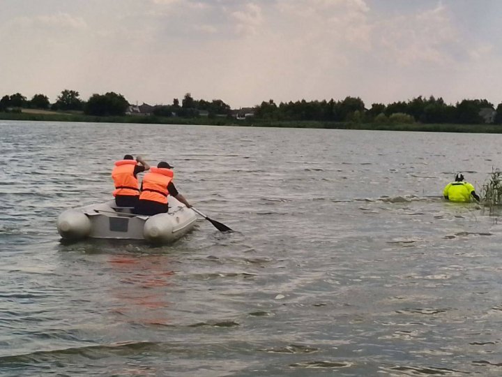 На Волині у ставку втопився 9-річний хлопчик: пішов купатися з братом