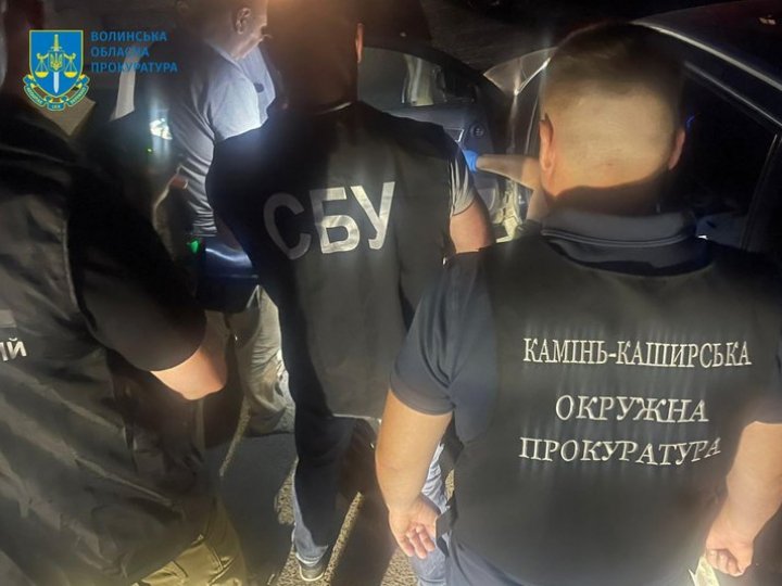 На Волині адвоката підозрюють у переправленні військовозобов'язаних за кордон