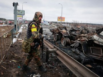 Тримають визначені рубежі та контратакують: ЗСУ доповіли про обстановку на ранок 5 березня