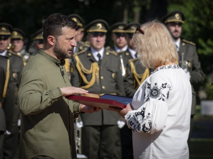 Зеленський вручив орден «Золота Зірка» рідним загиблого 25-річного Героя України з Волині