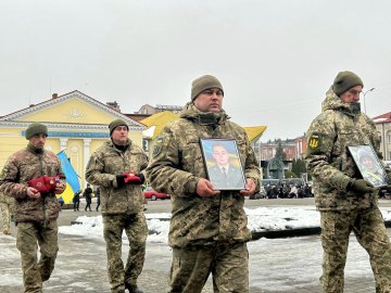 У Ковелі попрощалися з двома Героями Вячеславом Тимченком та Назарієм Бодняком