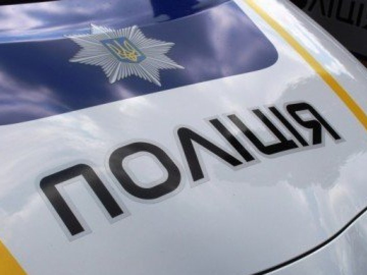 У Луцьку патрульні допомогли чоловіку, у якого стався напад епілепсії