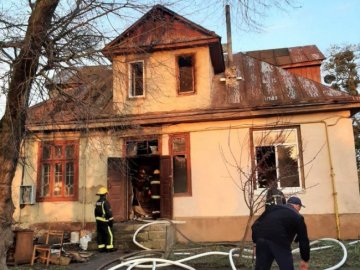 Любили зловживати алкоголем: у Луцьку в пожежі на Шевченка загинула уся родина