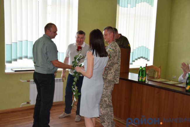 Військові нагородили волинських лісівників. ФОТО