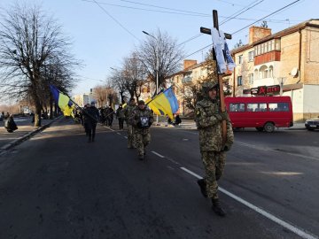 Волиняни провели в останню путь десантника Віталія Гараня