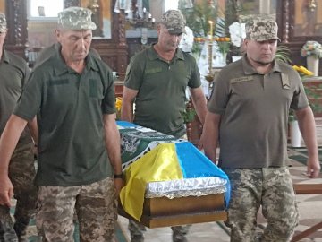 На Волині попрощалися із 26-річним Героєм Іваном Полуфакіним