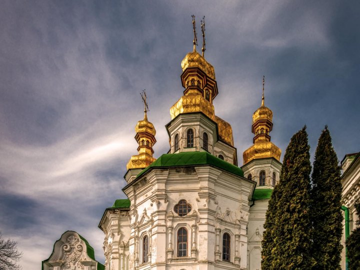 У Києво-Печерській Лаврі пояснили, що сталося з хрестом, який «упав» із Церкви Всіх Святих