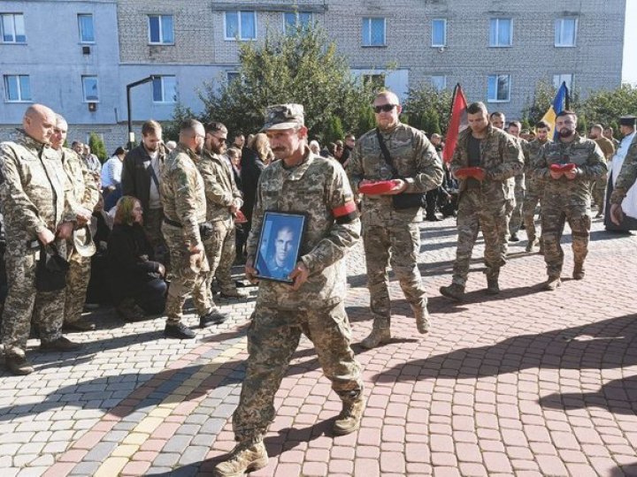 На Волині попрощалися з кавалером ордена «Народний Герой України» Павлом Чайкою. ВІДЕО