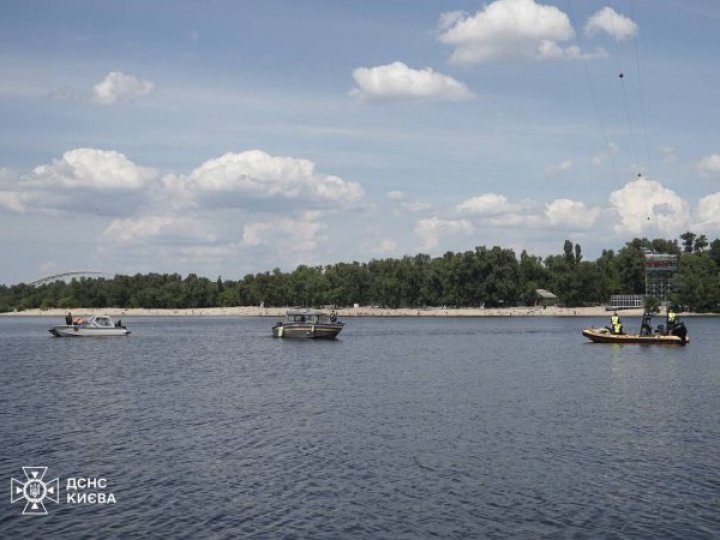 У Києві знайшли тіло хлопця, який впав у Дніпро через обрив канатної дороги. ОНОВЛЕНО