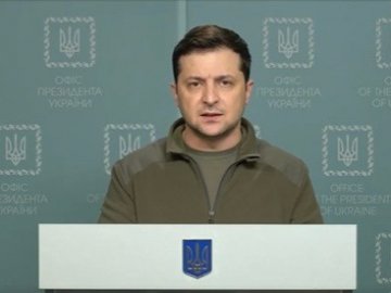 «Мета цієї атаки – тиск на всіх українців»: Зеленський звернувся до народу вранці 25 лютого. ВІДЕО