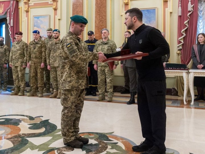 Зеленський вручив орден «Золота Зірка» Герою України — прикордоннику з Волині