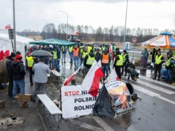 «Питання годин»: Туск пообіцяв розблокувати кордон з Україною