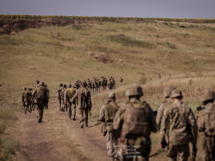 Постріл за пострілом, очікування цілі, знову постріли: показали бойову роботу воїнів 24 ОМБр. ФОТО 