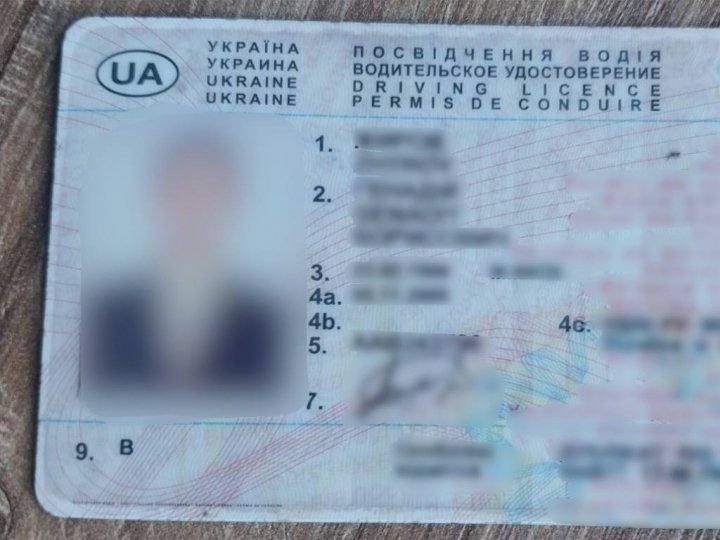 На Волині водія з фальшивими правами видало порушення ПДР