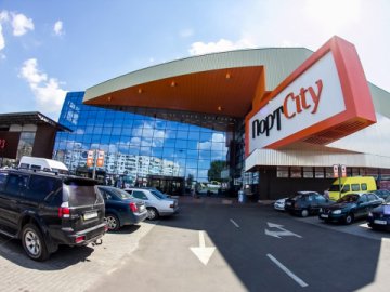 Які магазини відновили роботу в ТРЦ  «ПортСity»