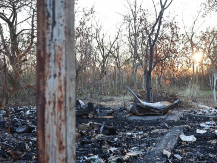 Підозрюють підпал: у волинянки на дачному масиві згорів будиночок