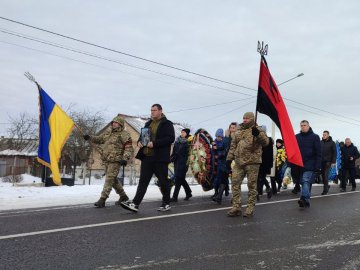 Сумний день: у громаді на Волині поховали двох Героїв