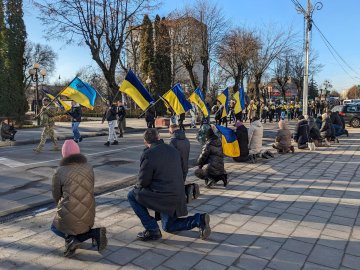 У Ковелі попрощалися з двома Героями Олександром Сілівончиком та Павлом Ромашуком