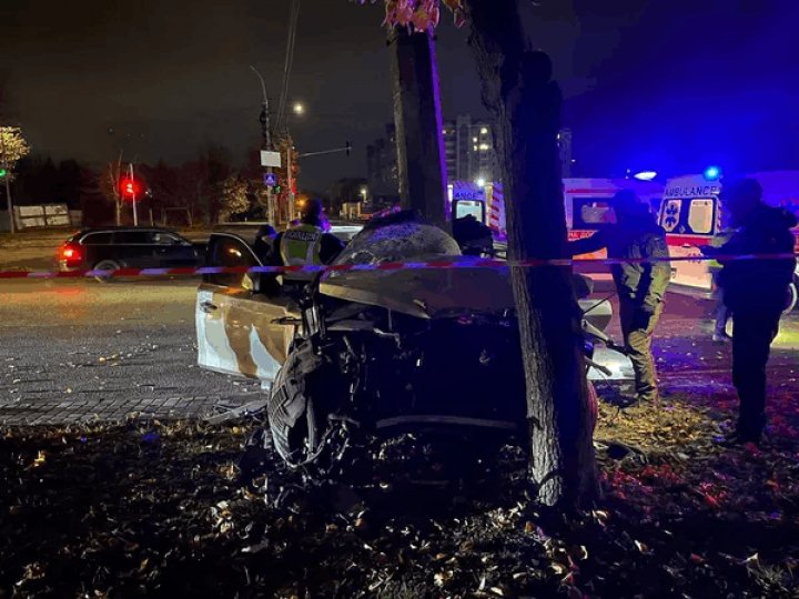 Поліція повідомила деталі ДТП на Соборності, в якій загинули двоє молодих людей