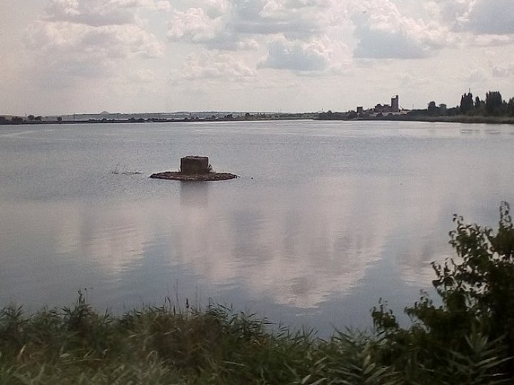 Удар по Курахівському водосховищу: вода продовжує прибувати, але підтоплень поки не було