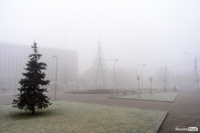 Ранковий Луцьк – у туманному полоні. ФОТОРЕПОРТАЖ 