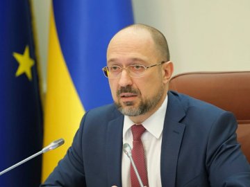 Шмигаль спрогнозував, на скільки зросте середня зарплата в Україні