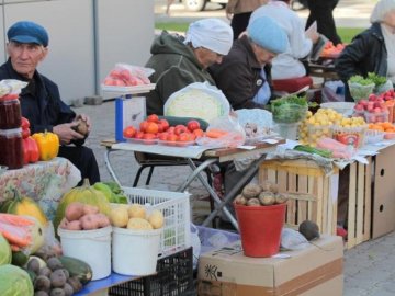 У Луцьку встановлять ятки для торгівлі сільськогосподарською продукцією