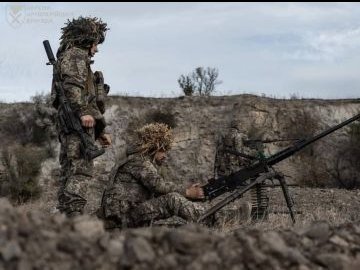 Наші захисники за добу знищили 930 окупантів  та ворожий літак