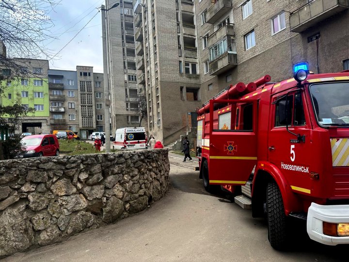 На Волині виникла пожежа на балконі житлового будинку