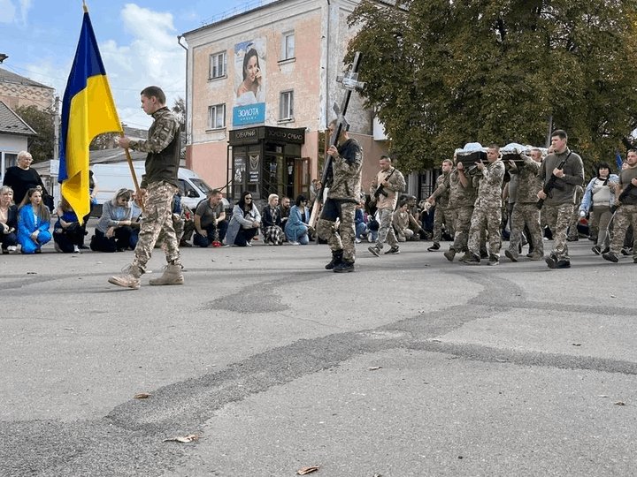 У 123 бригаді ТрО проведуть службове розслідування після повідомлень про самогубство комбата на фронті