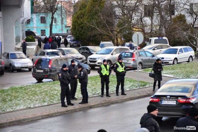 Волинські атовці влаштували мітинг через представлення Погуляйка. ФОТО