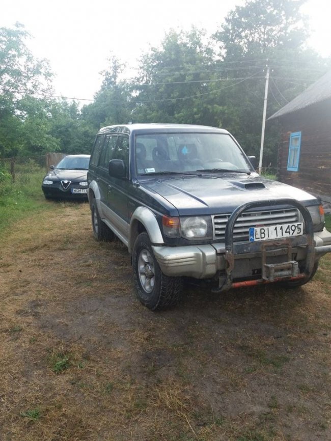 З-під будинку: на Волині вночі вкрали позашляховик на «євробляхах». ФОТО