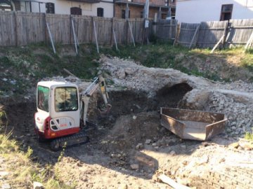 У Старому місті відновили скандальне будівництво