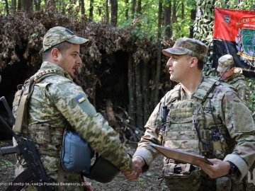 «Наша вишиванка – піксель»: як відзначили свято волинські воїни на фронті