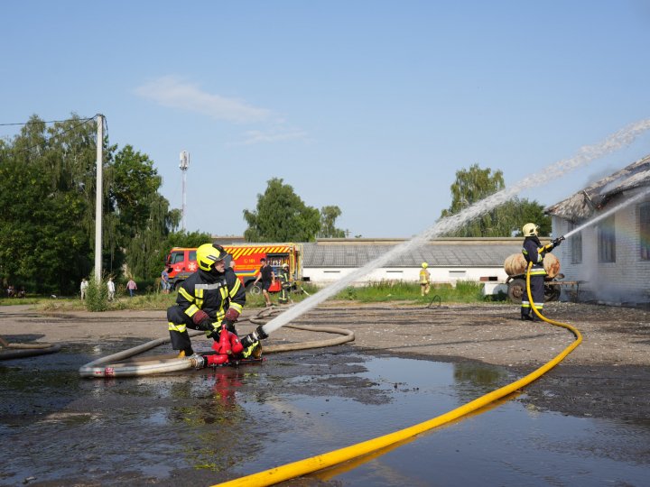 Рятувальники оприлюднили деталі пожежі на фермі під Луцьком